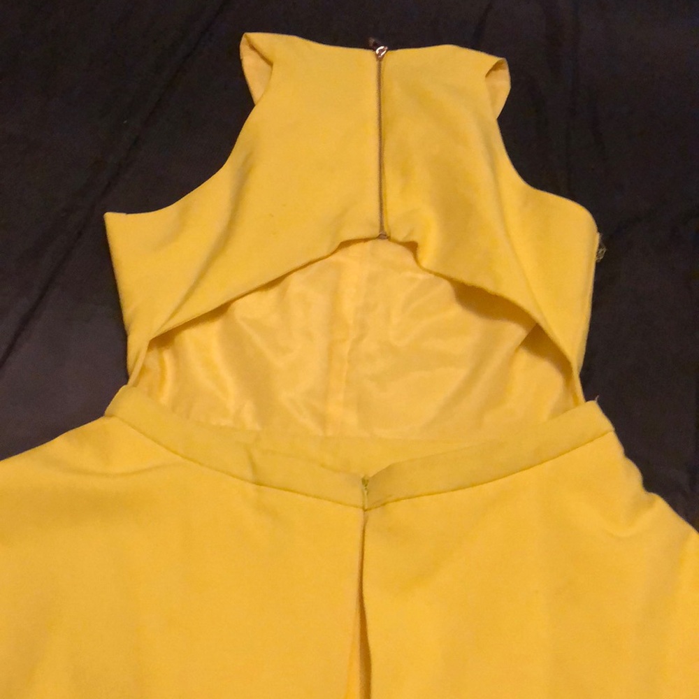 Yellow romper - Picture 2 of 3